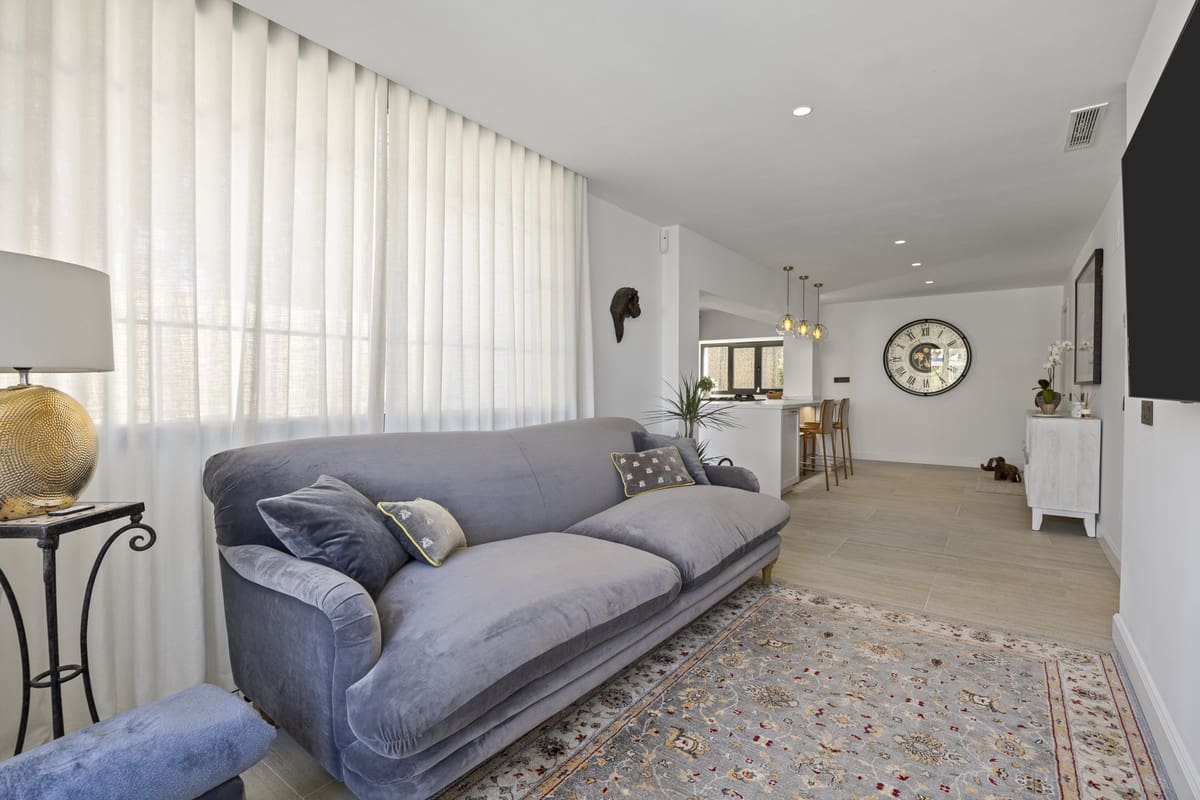 Chalet de 5 habitaciones en Guadalmina en venta con piscina - 1.795.000 € (Ref: 9558025)