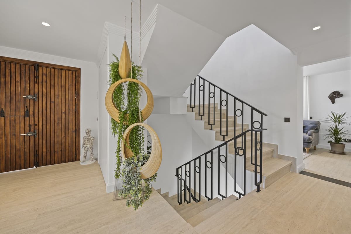 Chalet de 5 habitaciones en Guadalmina en venta con piscina - 1.795.000 € (Ref: 9558025)