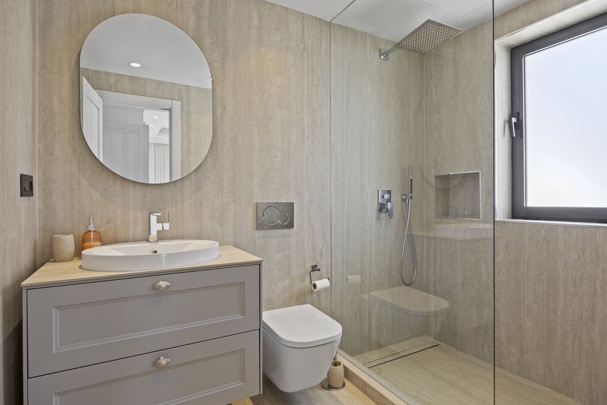 Chalet de 5 habitaciones en Guadalmina en venta con piscina - 1.795.000 € (Ref: 9558025)