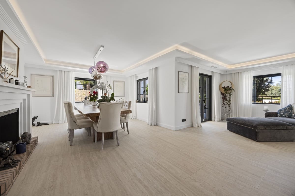 5 chambre Villa/Maison à vendre à Guadalmina avec piscine - 1 795 000 € (Ref: 9558025)