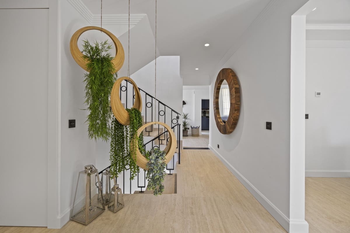 5 chambre Villa/Maison à vendre à Guadalmina avec piscine - 1 795 000 € (Ref: 9558025)