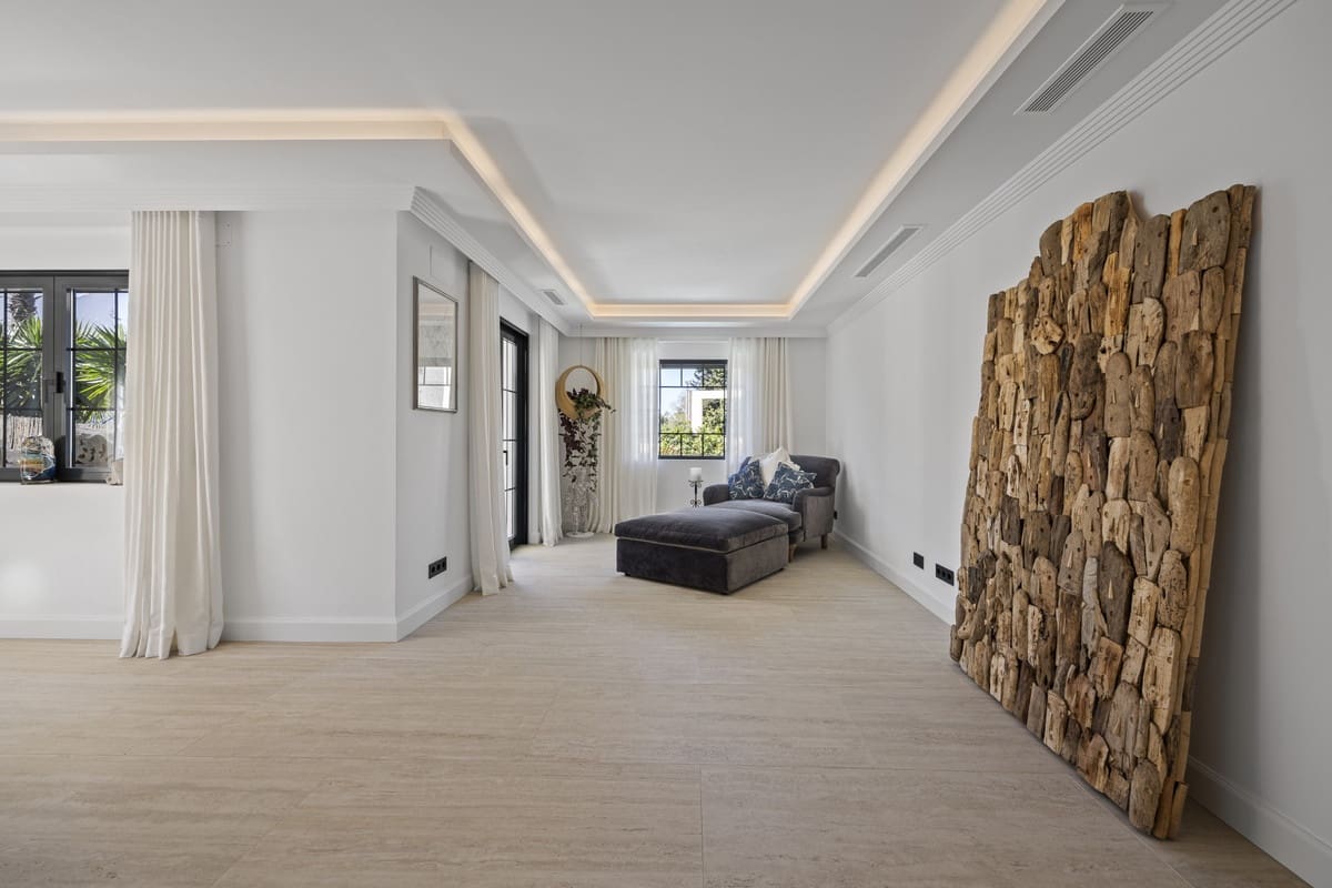 5 chambre Villa/Maison à vendre à Guadalmina avec piscine - 1 795 000 € (Ref: 9558025)