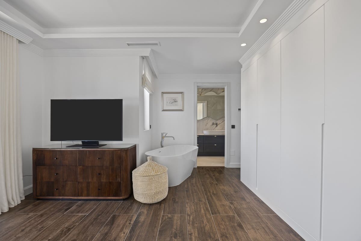 5 chambre Villa/Maison à vendre à Guadalmina avec piscine - 1 795 000 € (Ref: 9558025)