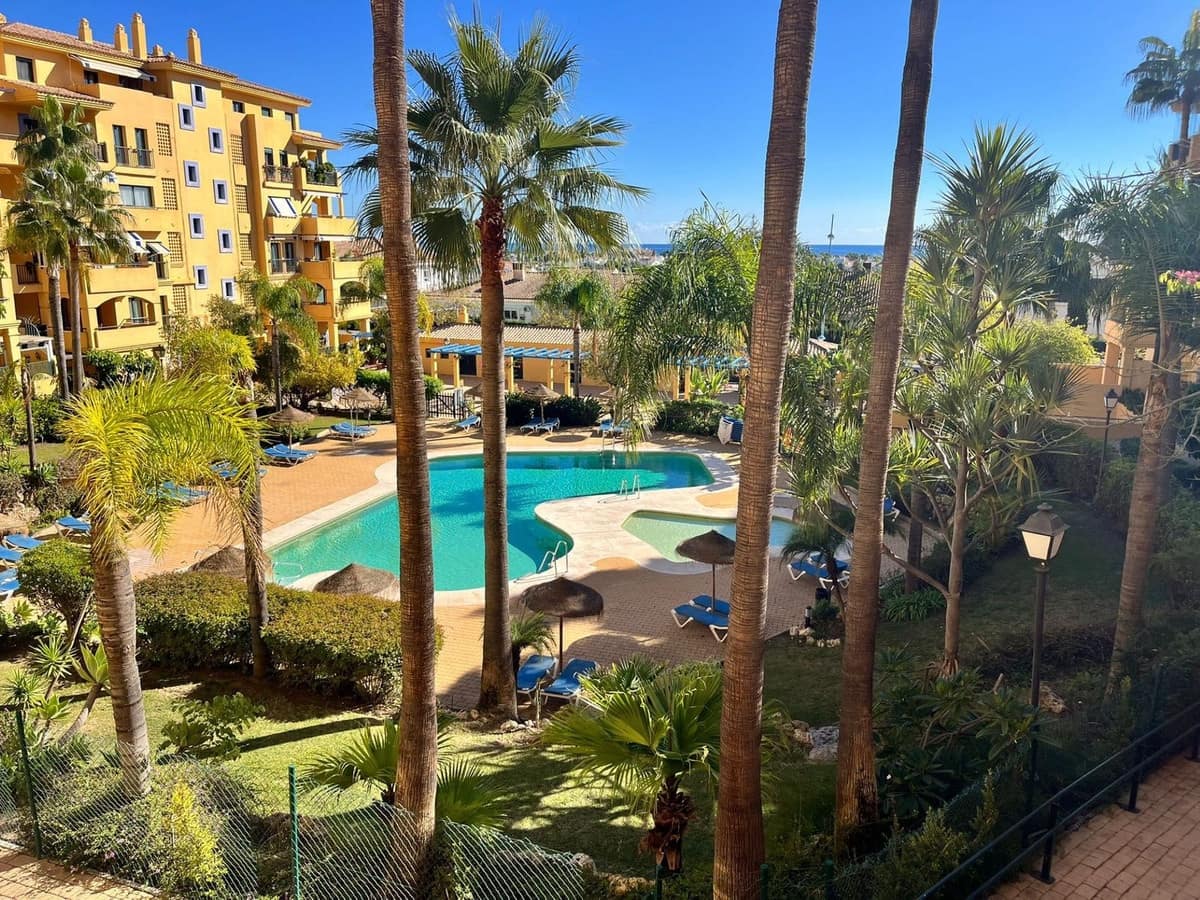 2 Zimmer Apartment zu verkaufen in San Pedro de Alcantara mit Pool - 470.000 € (Ref: 9569108)