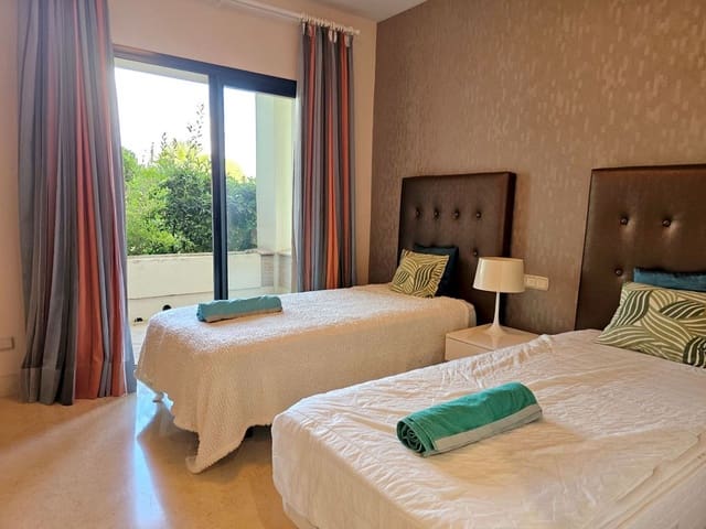 2 sypialnia Apartament na sprzedaż w Benahavís pueblo, Benahavís z basenem - 499 000 € (Ref: 9576852)