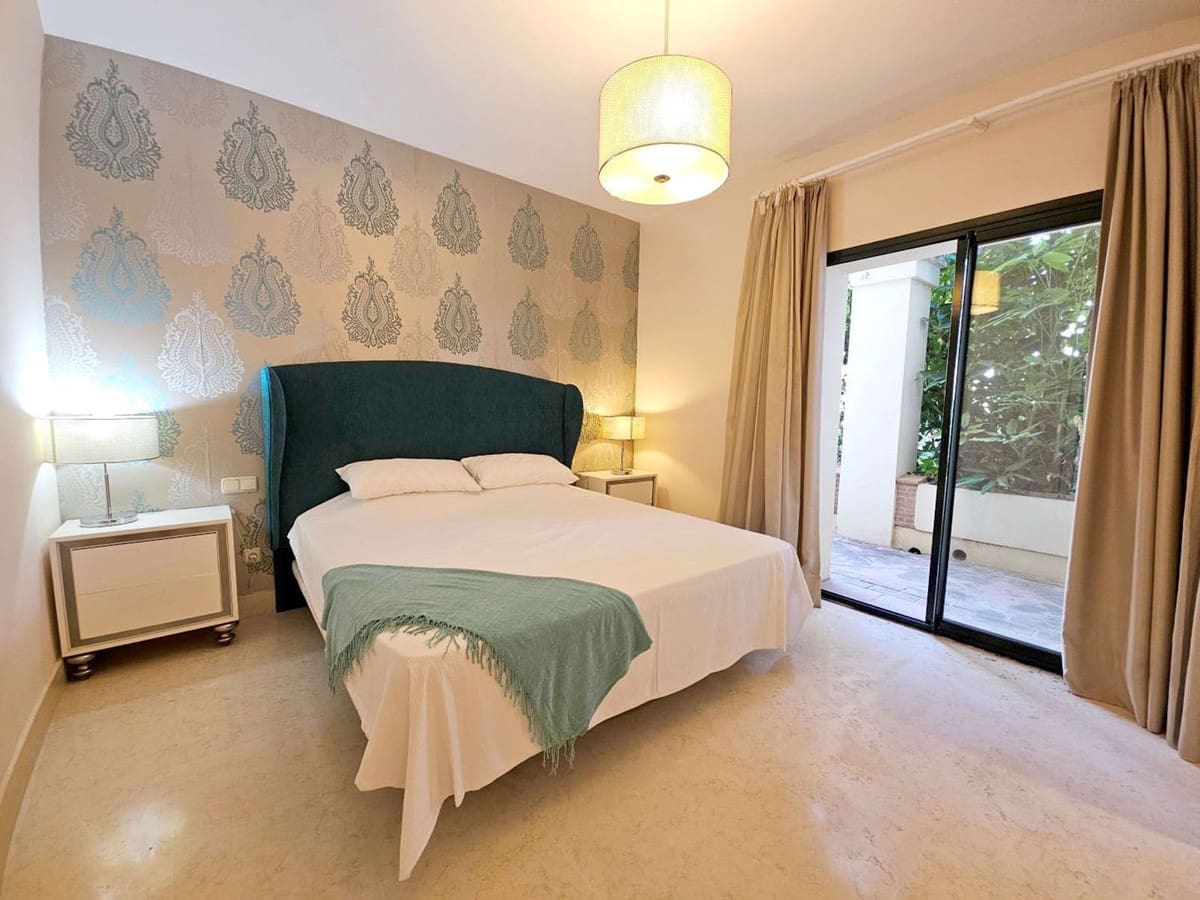 2 slaapkamer Appartement te koop in Benahavis met zwembad - € 499.000 (Ref: 9576852)