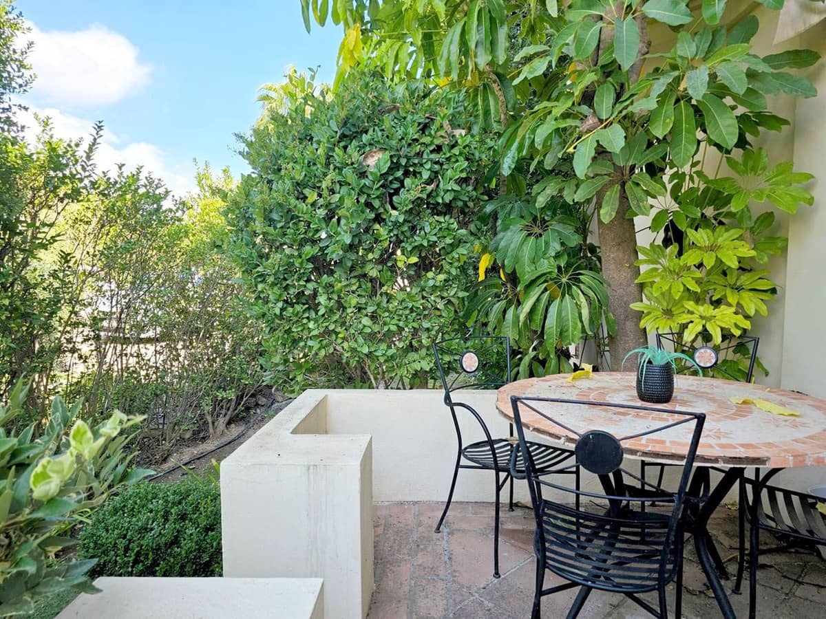 2 slaapkamer Appartement te koop in Benahavis met zwembad - € 499.000 (Ref: 9576852)