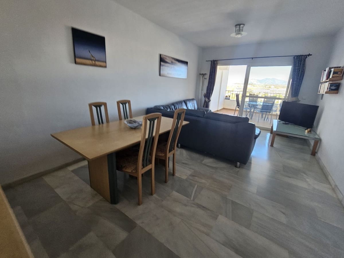 2 quarto Apartamento para venda em Miraflores com piscina - 350 000 € (Ref: 9576854)