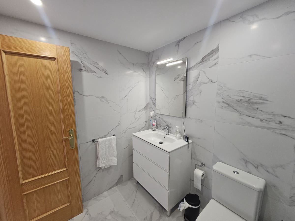 2 quarto Apartamento para venda em Miraflores com piscina - 350 000 € (Ref: 9576854)