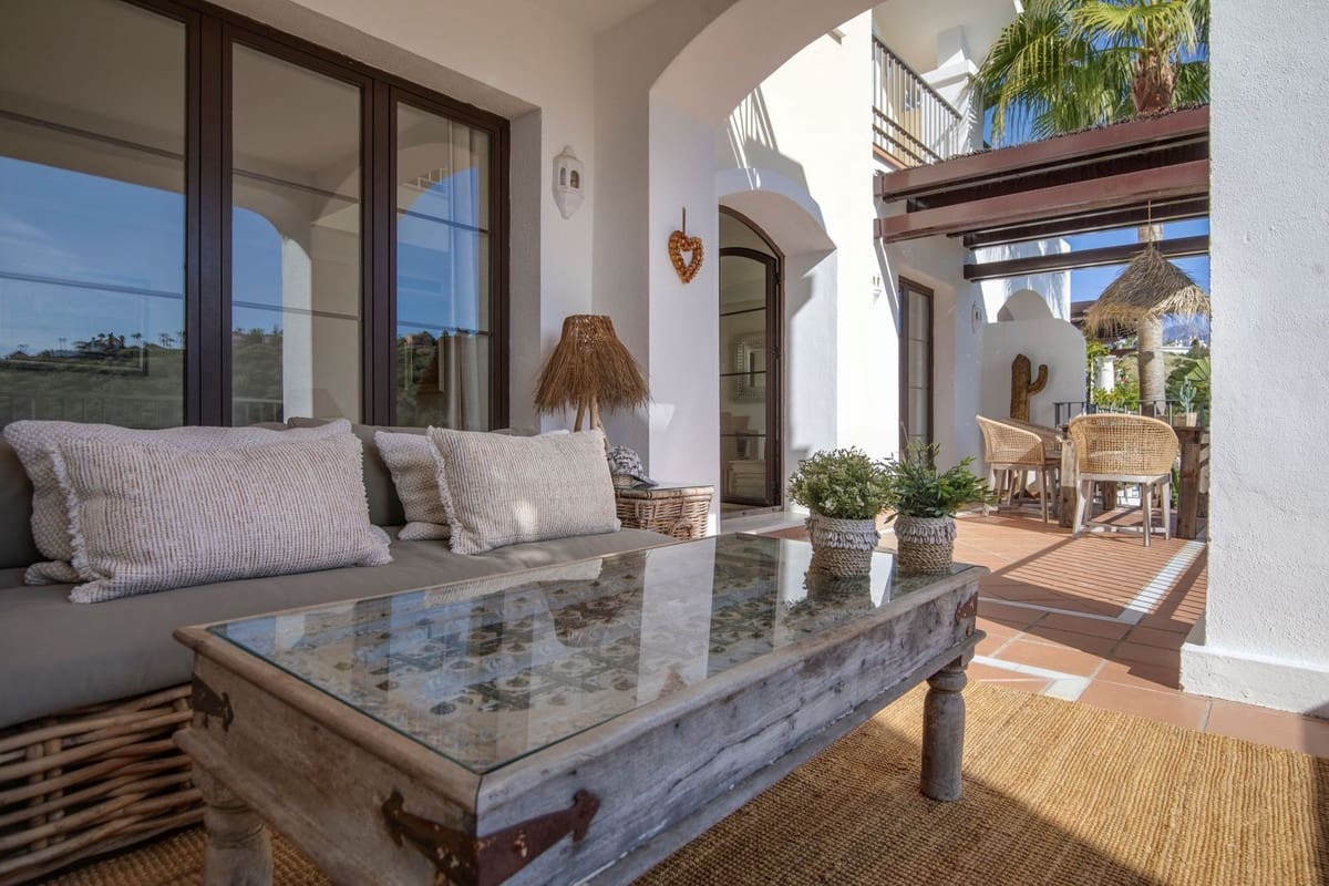 4 bedroom Townhouse for sale in Los Arqueros with pool - € 1,050,000 (Ref: 9583119)