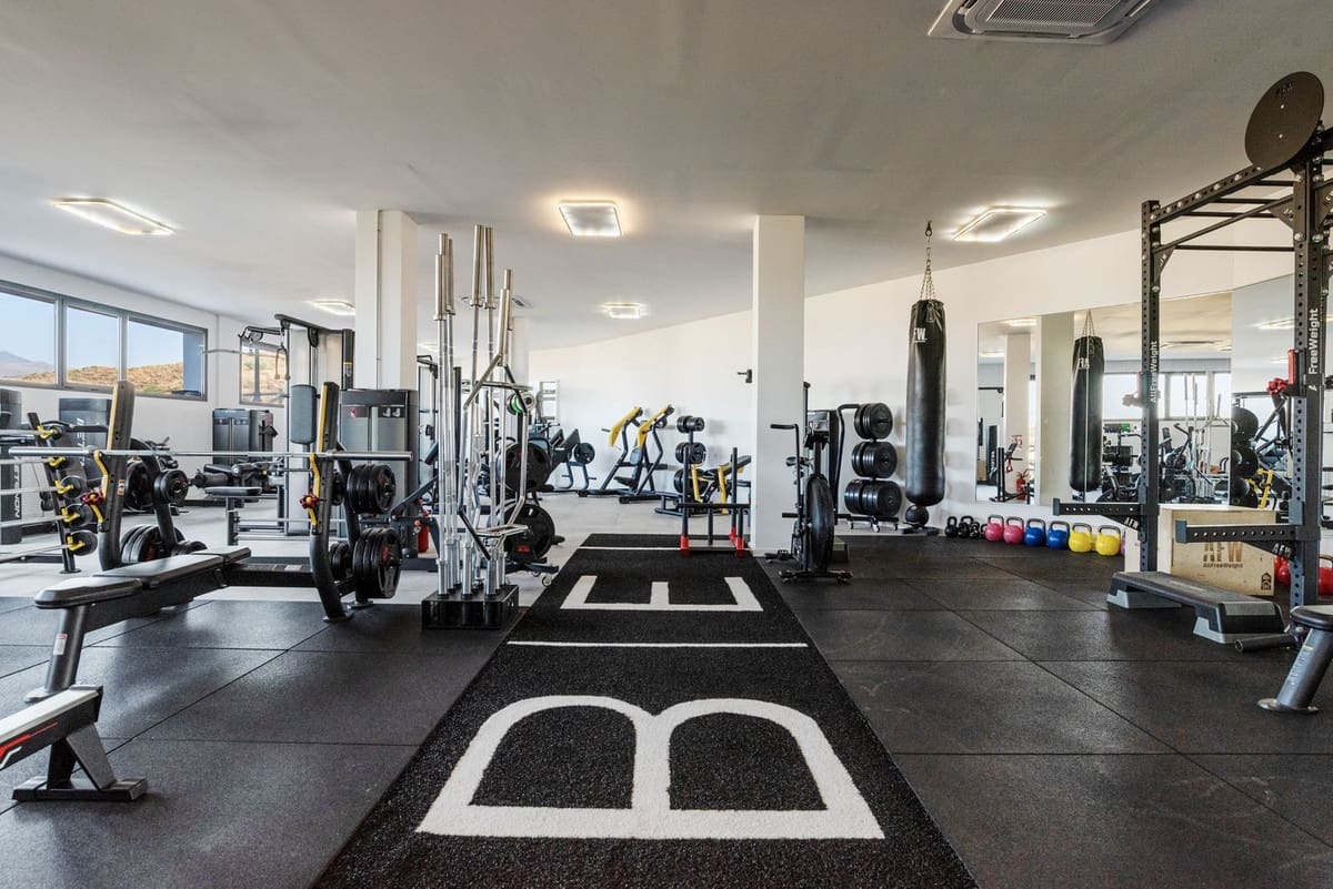 3 Zimmer Apartment zu verkaufen in Benahavis mit Pool - 599.500 € (Ref: 9583122)