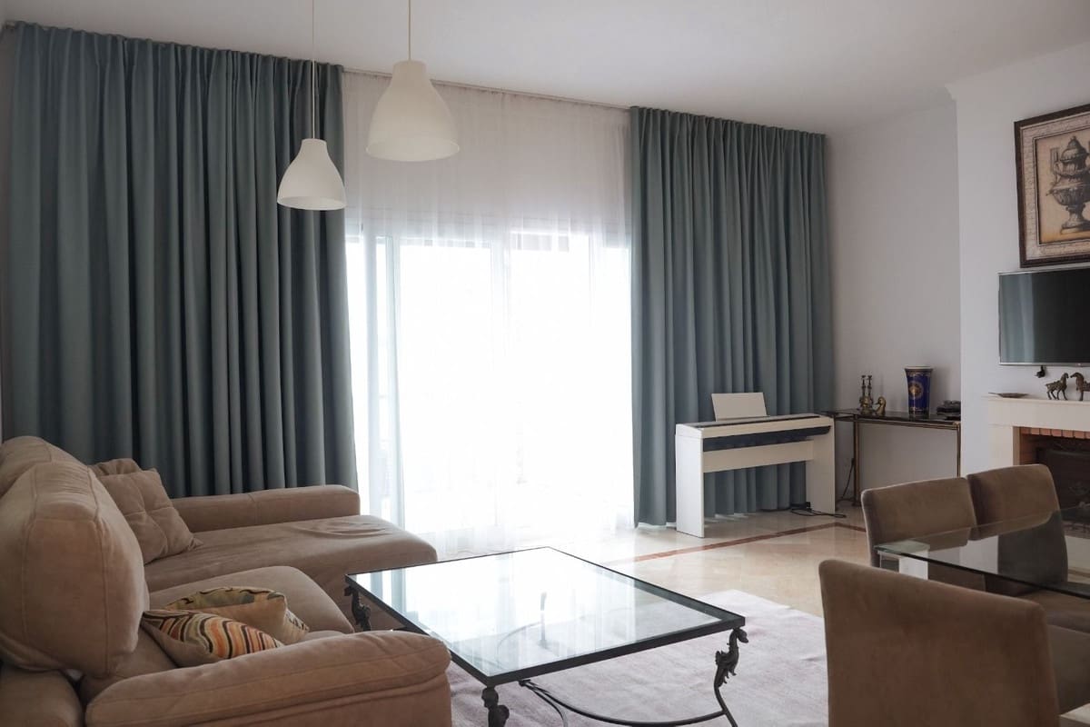 5 chambre Appartement à vendre à El Paraiso avec piscine - 750 000 € (Ref: 9583125)