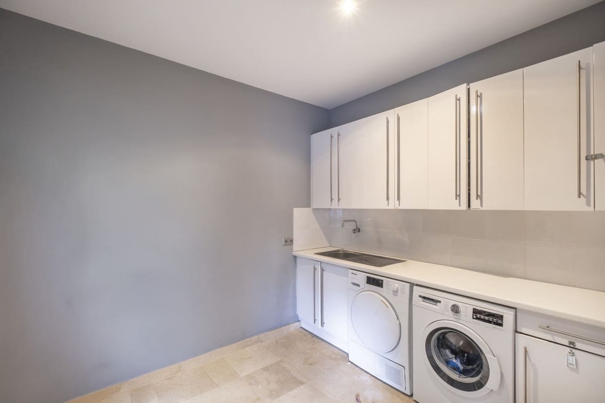 6 Zimmer Villa zu verkaufen in El Madronal mit Pool - 3.650.000 € (Ref: 9583126)