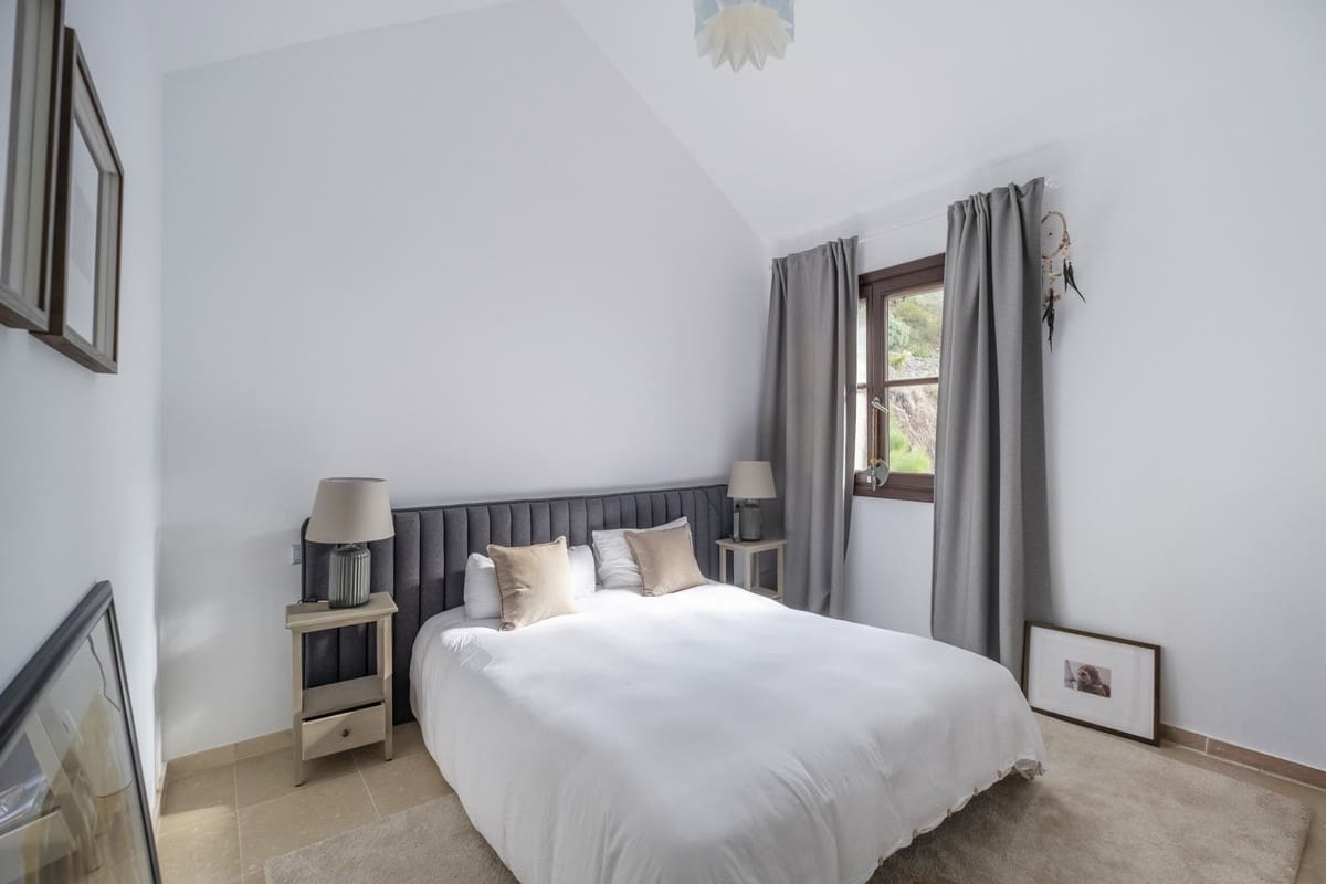 6 Zimmer Villa zu verkaufen in El Madronal mit Pool - 3.650.000 € (Ref: 9583126)