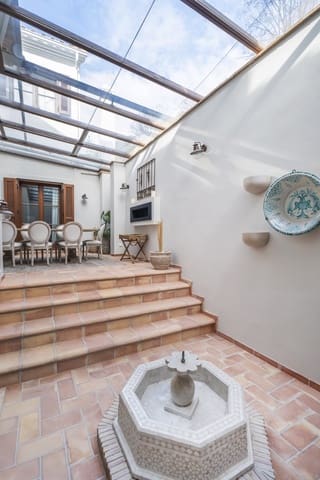 6 Zimmer Villa zu verkaufen in El Madroñal, Benahavís mit Pool - 3.650.000 € (Ref: 9583126)