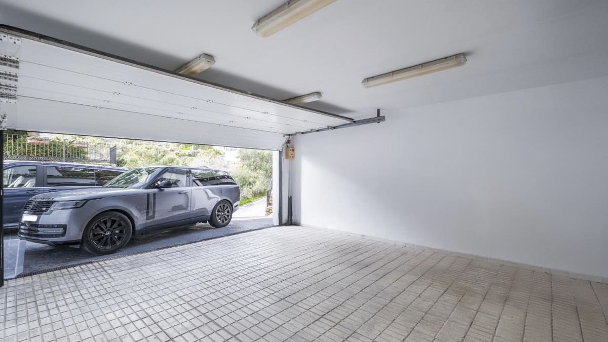 6 Zimmer Villa zu verkaufen in El Madronal mit Pool - 3.650.000 € (Ref: 9583126)