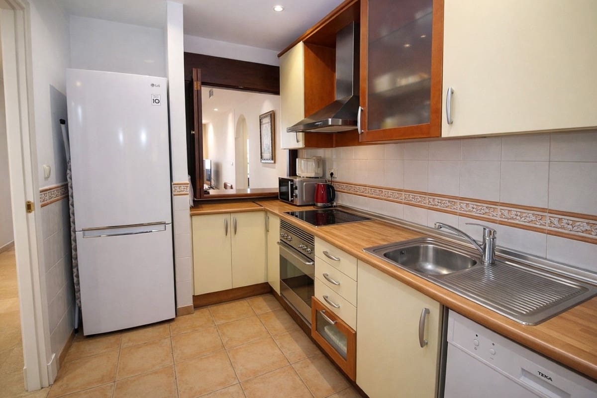 2 quarto Apartamento para venda em Marbella com piscina - 800 000 € (Ref: 9583127)