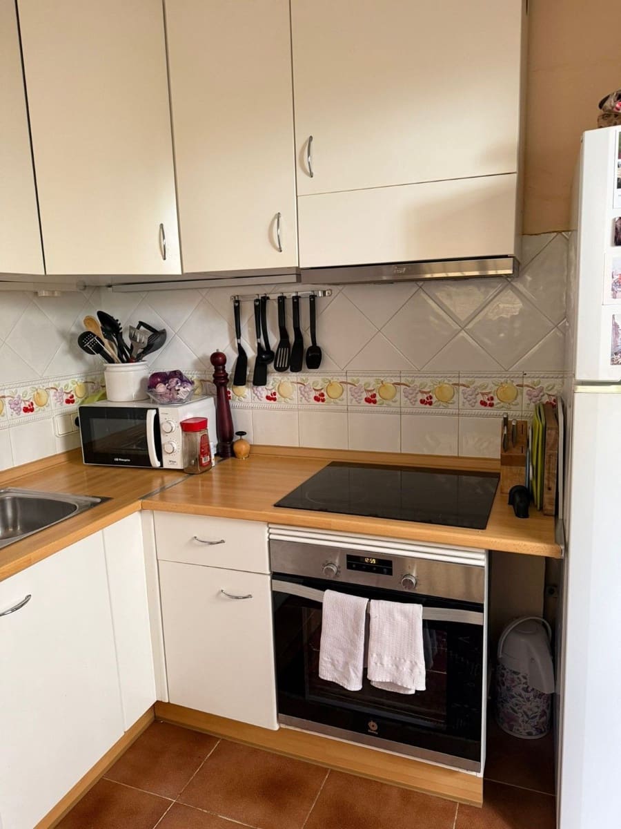 3 makuuhuone Omakotitalo myytävänä paikassa La Quinta mukana uima-altaan - 795 000 € (Ref: 9586801)