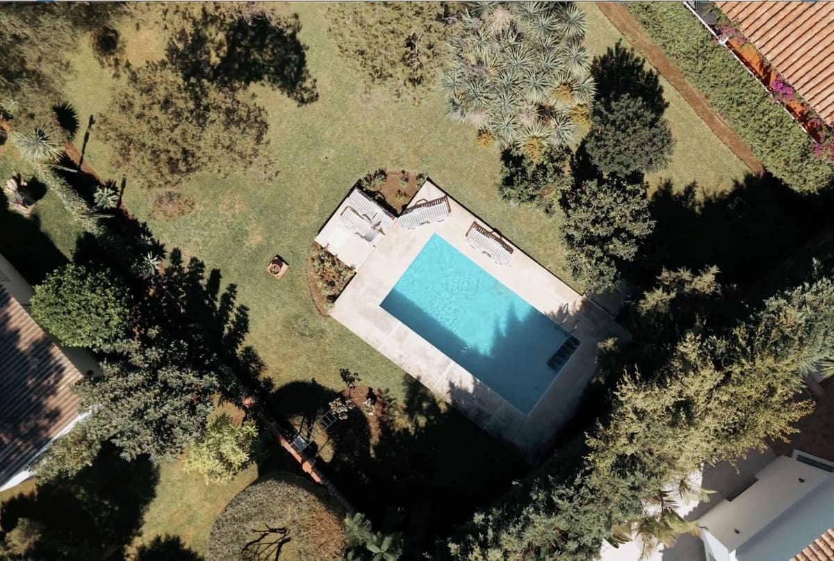 3 bedroom Villa for sale in Marbesa with pool - € 1,800,000 (Ref: 9586802)