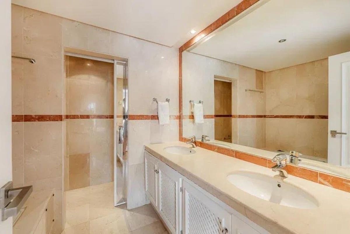 4 chambre Maison de Ville à vendre à Costalita avec piscine - 1 095 000 € (Ref: 9596465)