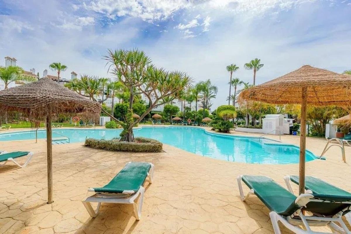 4 chambre Maison de Ville à vendre à Costalita avec piscine - 1 095 000 € (Ref: 9596465)