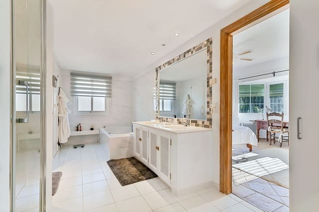 2 soveværelse Villa til salg i Benahavís pueblo, Benahavís med swimmingpool - € 986.000 (Ref: 9622612)