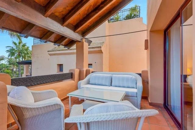 2 bedroom Apartment for sale in San Pedro de Alcántara Pueblo, Marbella with pool - € 845,000 (Ref: 9622613)