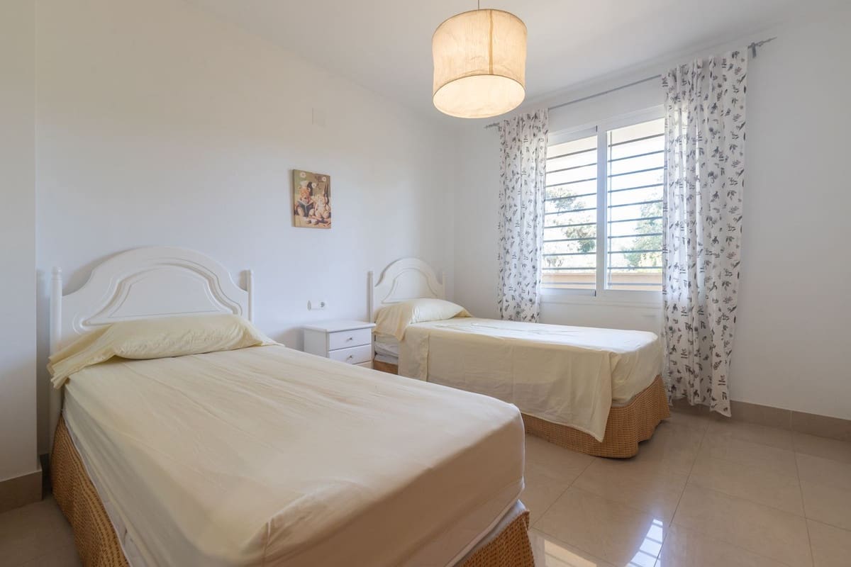 3 Zimmer Apartment zu verkaufen in Elviria mit Pool Garage - 446.000 € (Ref: 9622617)