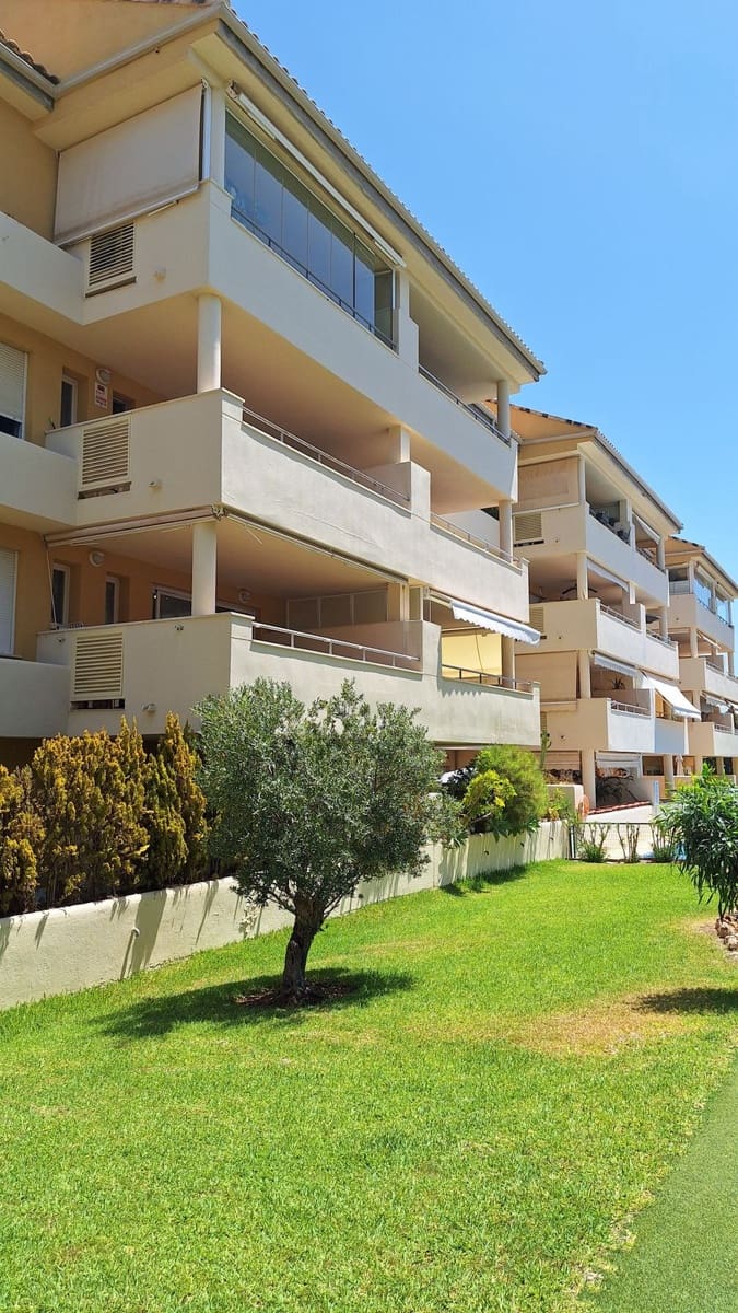 3 Zimmer Apartment zu verkaufen in Elviria mit Pool Garage - 446.000 € (Ref: 9622617)
