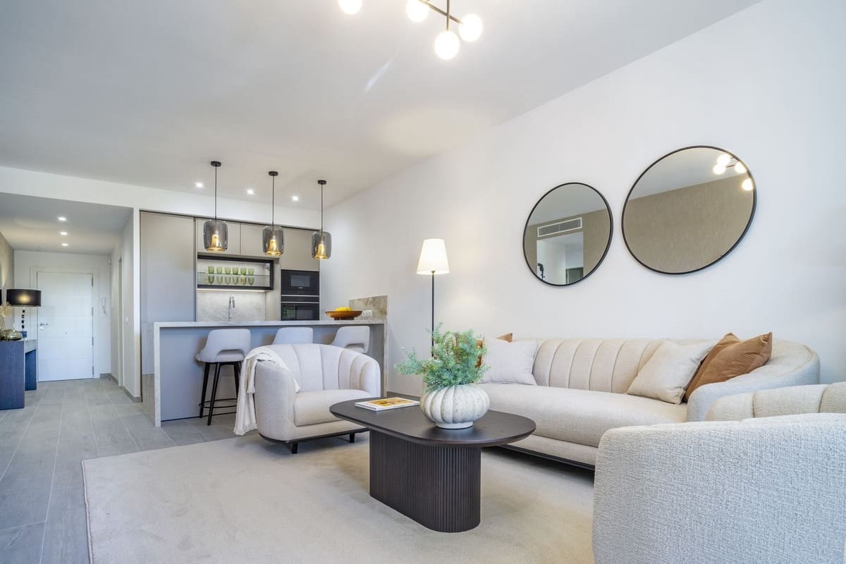 3 Zimmer Apartment zu verkaufen in Nueva Andalucia mit Pool - 995.000 € (Ref: 9622618)