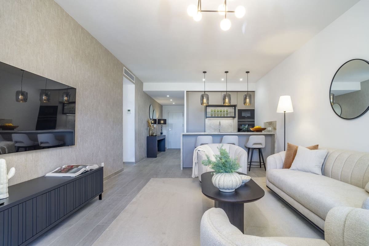 3 Zimmer Apartment zu verkaufen in Nueva Andalucia mit Pool - 995.000 € (Ref: 9622618)