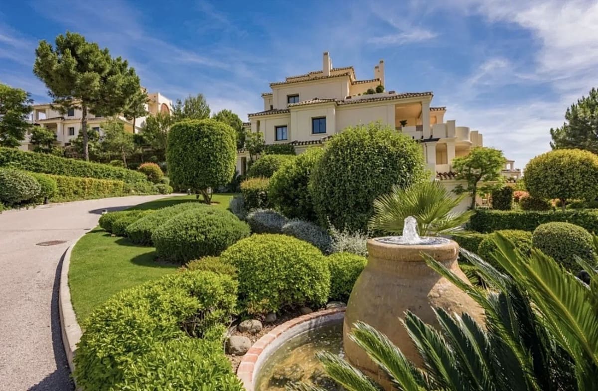 3 soveværelse Lejlighed til salg i Benahavis med swimmingpool - € 975.000 (Ref: 9622619)