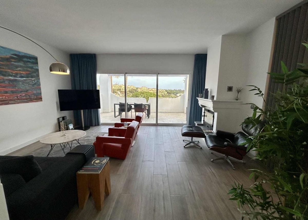 5 sovrum Villa till salu i Elviria med pool - 1 499 000 € (Ref: 9622620)