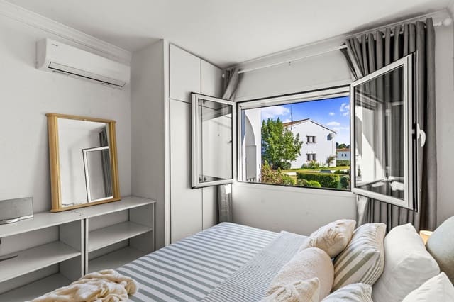 2 slaapkamer Penthouse te koop in El Paraíso, Benahavís met zwembad - € 315.000 (Ref: 9622621)