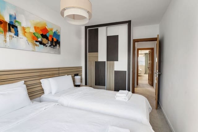3 soverom Leilighet til salgs i Puerto Banus, Marbella med svømmebasseng - € 629 000 (Ref: 9622623)
