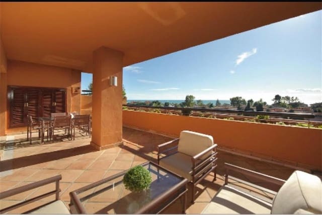 3 slaapkamer Penthouse te koop in Casco Antiguo, Marbella - € 1.650.000 (Ref: 9626050)