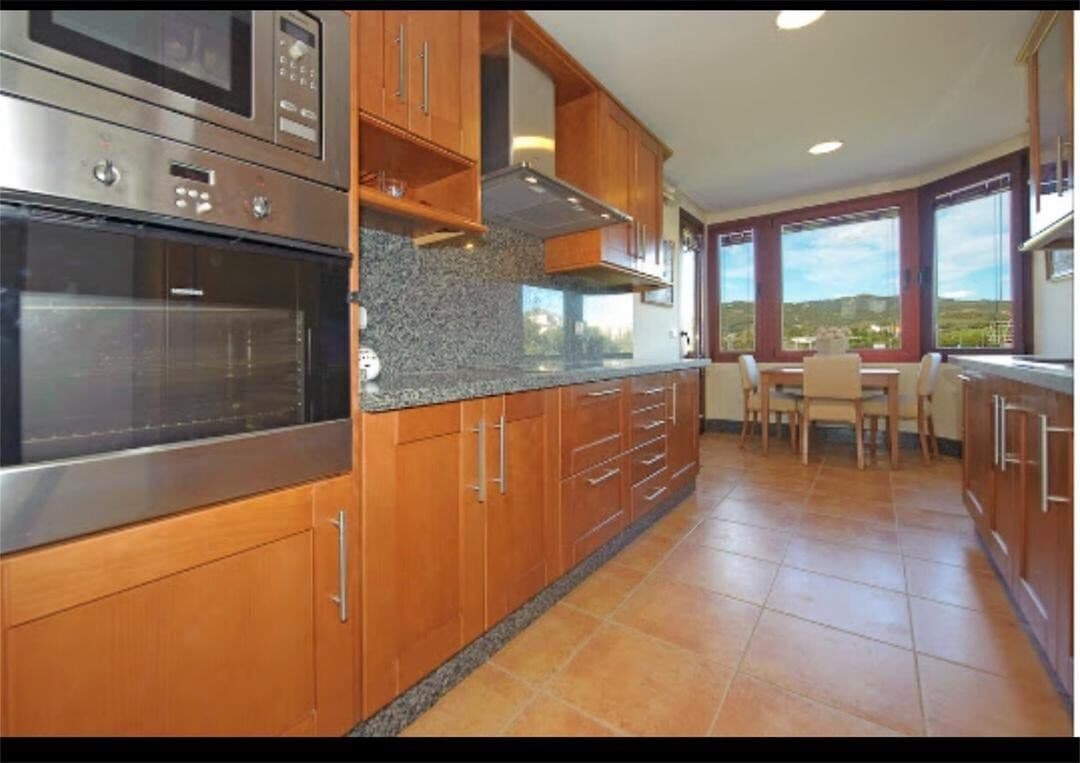 3 slaapkamer Penthouse te koop in Marbella - € 1.650.000 (Ref: 9626050)