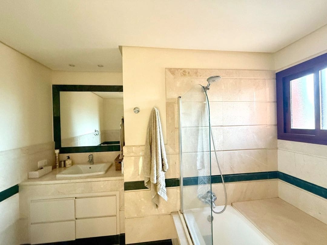 3 slaapkamer Penthouse te koop in Marbella - € 1.650.000 (Ref: 9626050)