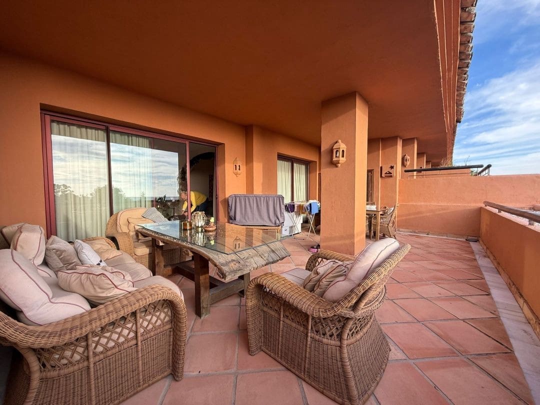 3 slaapkamer Penthouse te koop in Marbella - € 1.650.000 (Ref: 9626050)