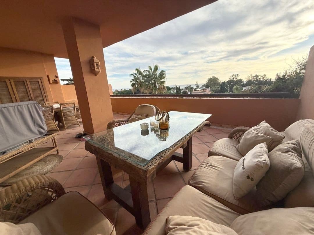 3 slaapkamer Penthouse te koop in Marbella - € 1.650.000 (Ref: 9626050)