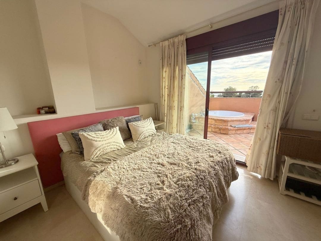 3 slaapkamer Penthouse te koop in Marbella - € 1.650.000 (Ref: 9626050)