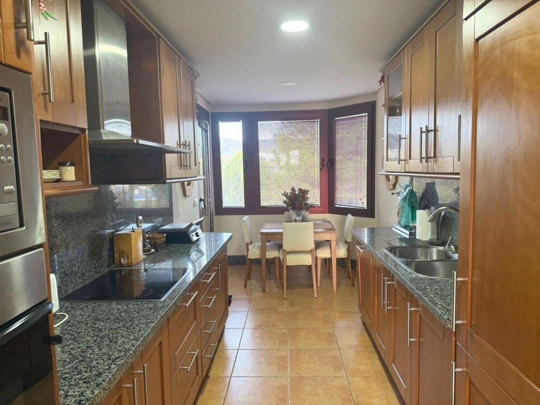 3 slaapkamer Penthouse te koop in Marbella - € 1.650.000 (Ref: 9626050)