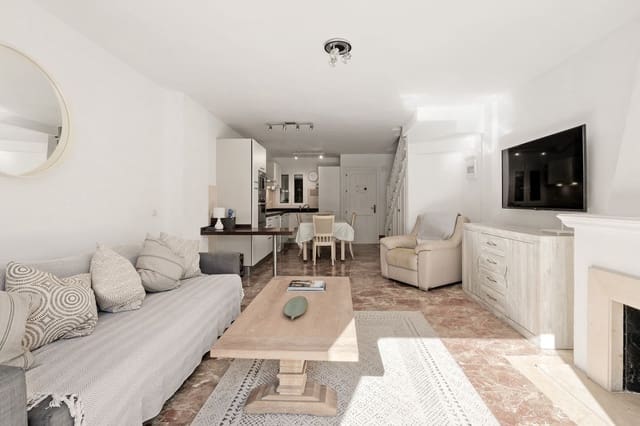2 quarto Casa em Banda para venda em Parque Central, Estepona com piscina - 450 000 € (Ref: 9626051)