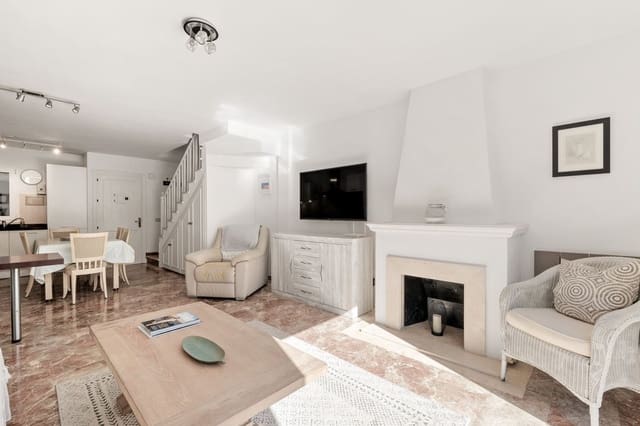 2 quarto Casa em Banda para venda em Parque Central, Estepona com piscina - 450 000 € (Ref: 9626051)
