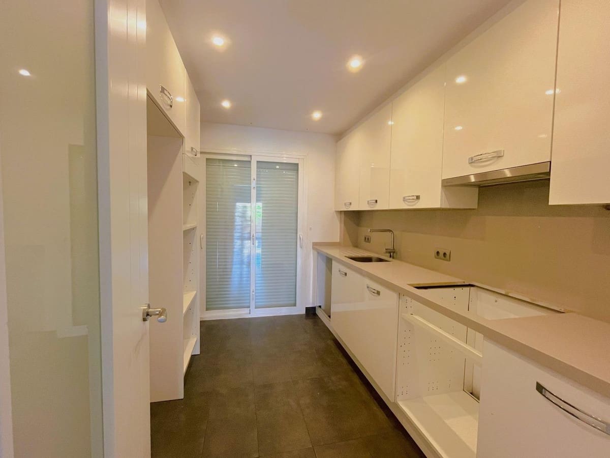 2 soverom Leilighet til salgs i Bel-Air med svømmebasseng - € 332 500 (Ref: 9626054)