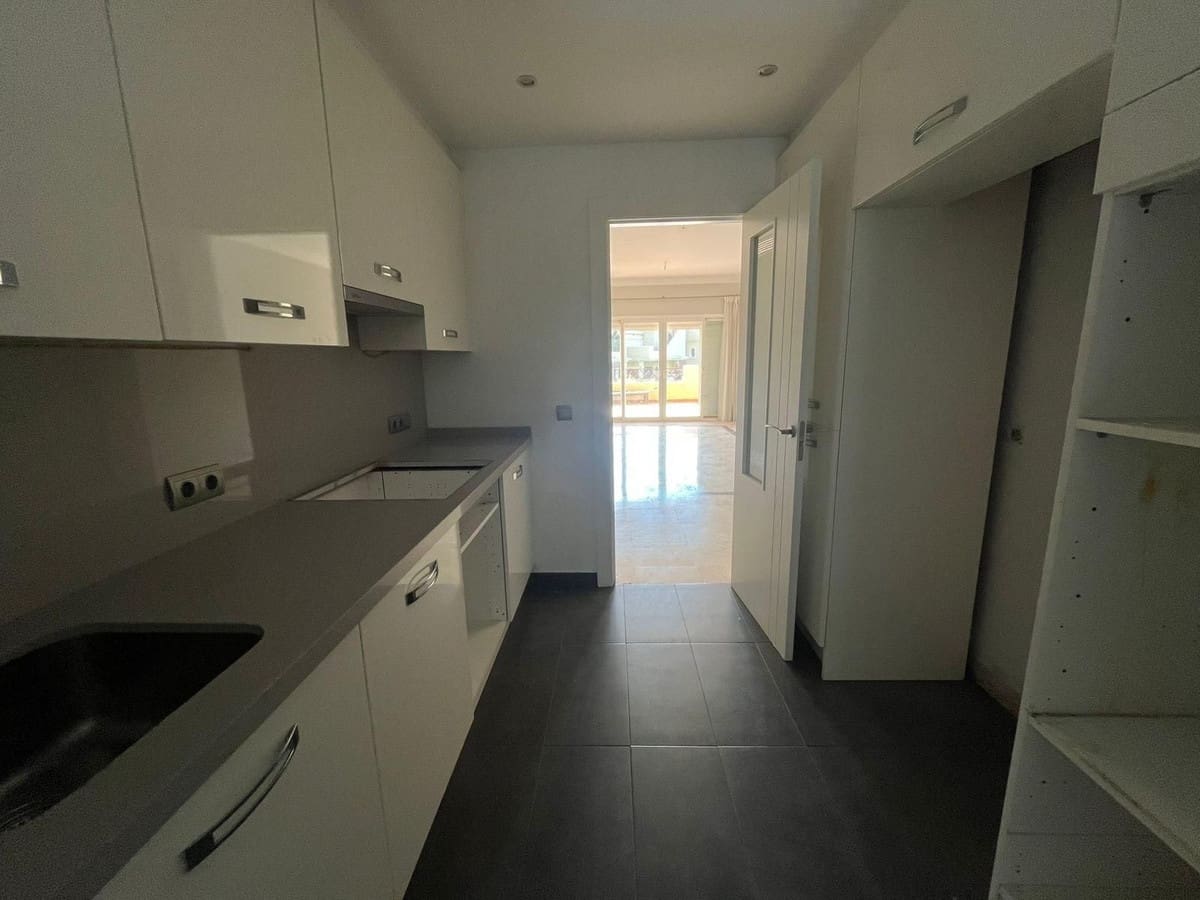 2 soverom Leilighet til salgs i Bel-Air med svømmebasseng - € 332 500 (Ref: 9626054)