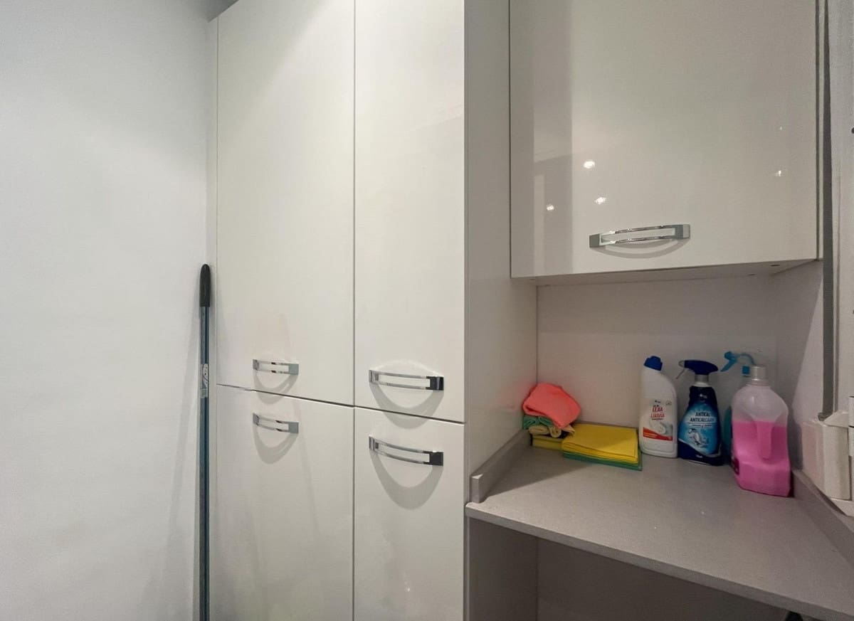 2 bedroom Apartment for sale in Bel-Air with pool - € 332,500 (Ref: 9626054)