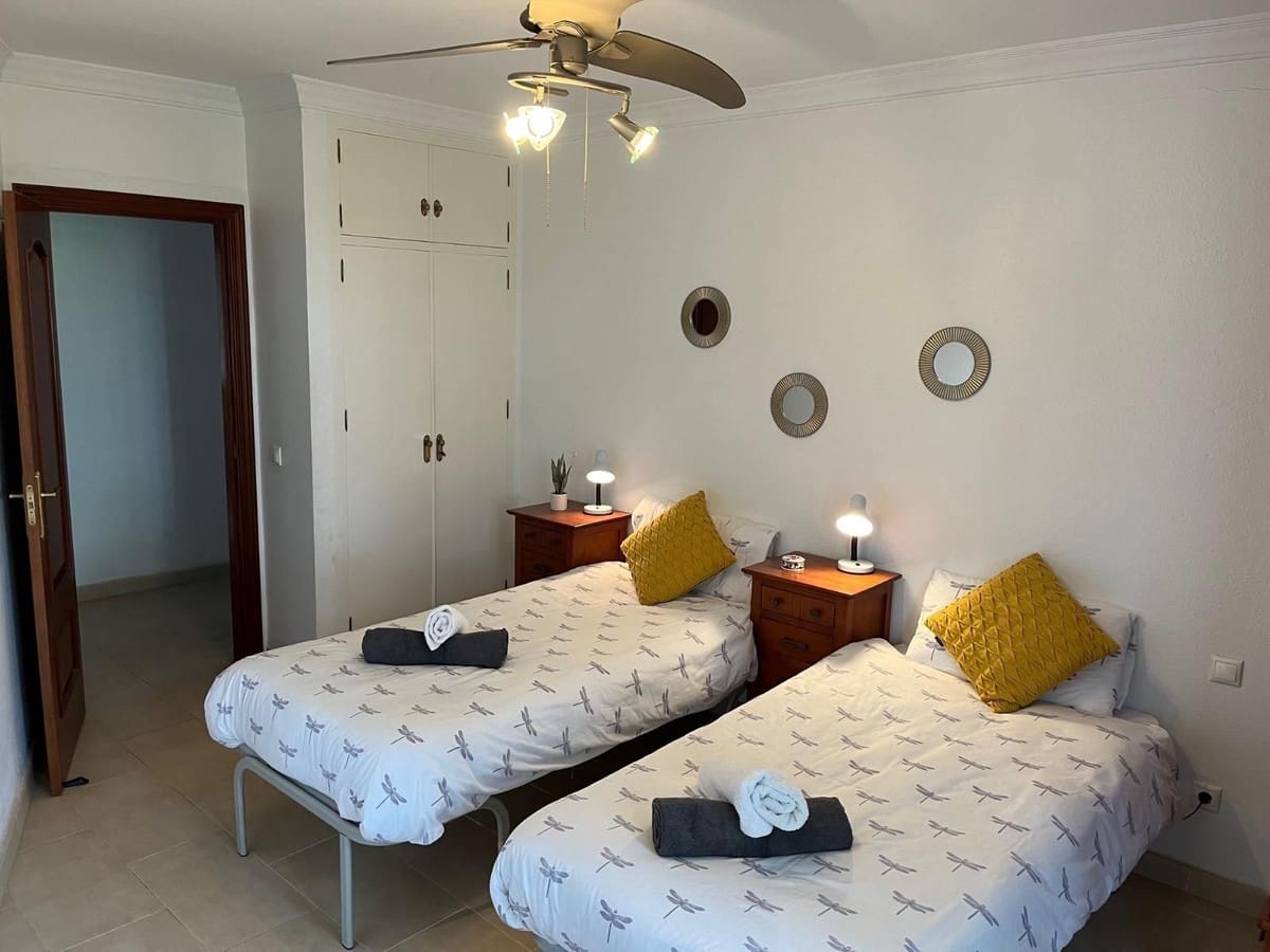 3 slaapkamer Villa te koop in El Chaparral met zwembad - € 950.000 (Ref: 9626057)