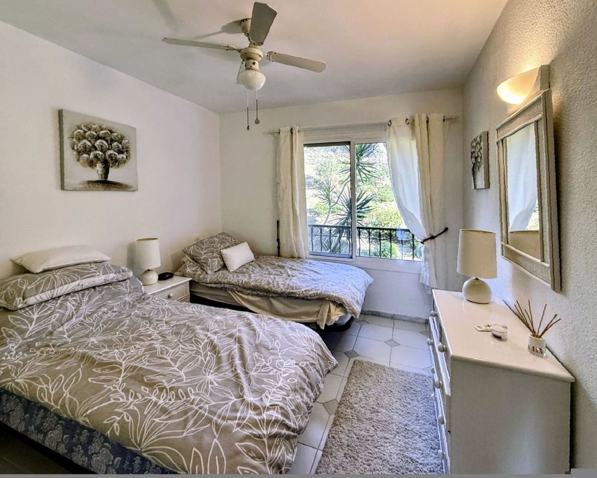 2 chambre Appartement à vendre à Miraflores avec piscine - 385 000 € (Ref: 9626058)