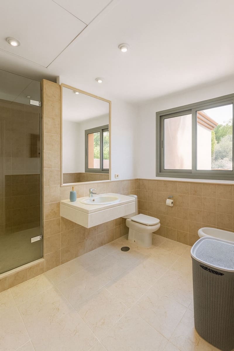 Ático de 3 habitaciones en Benahavís en venta con piscina - 1.125.000 € (Ref: 9626060)